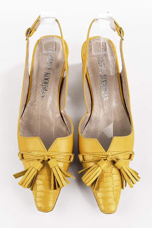 Yellow women's open back shoes, with a knot. Tapered toe. Low kitten heels. Top view - Florence KOOIJMAN